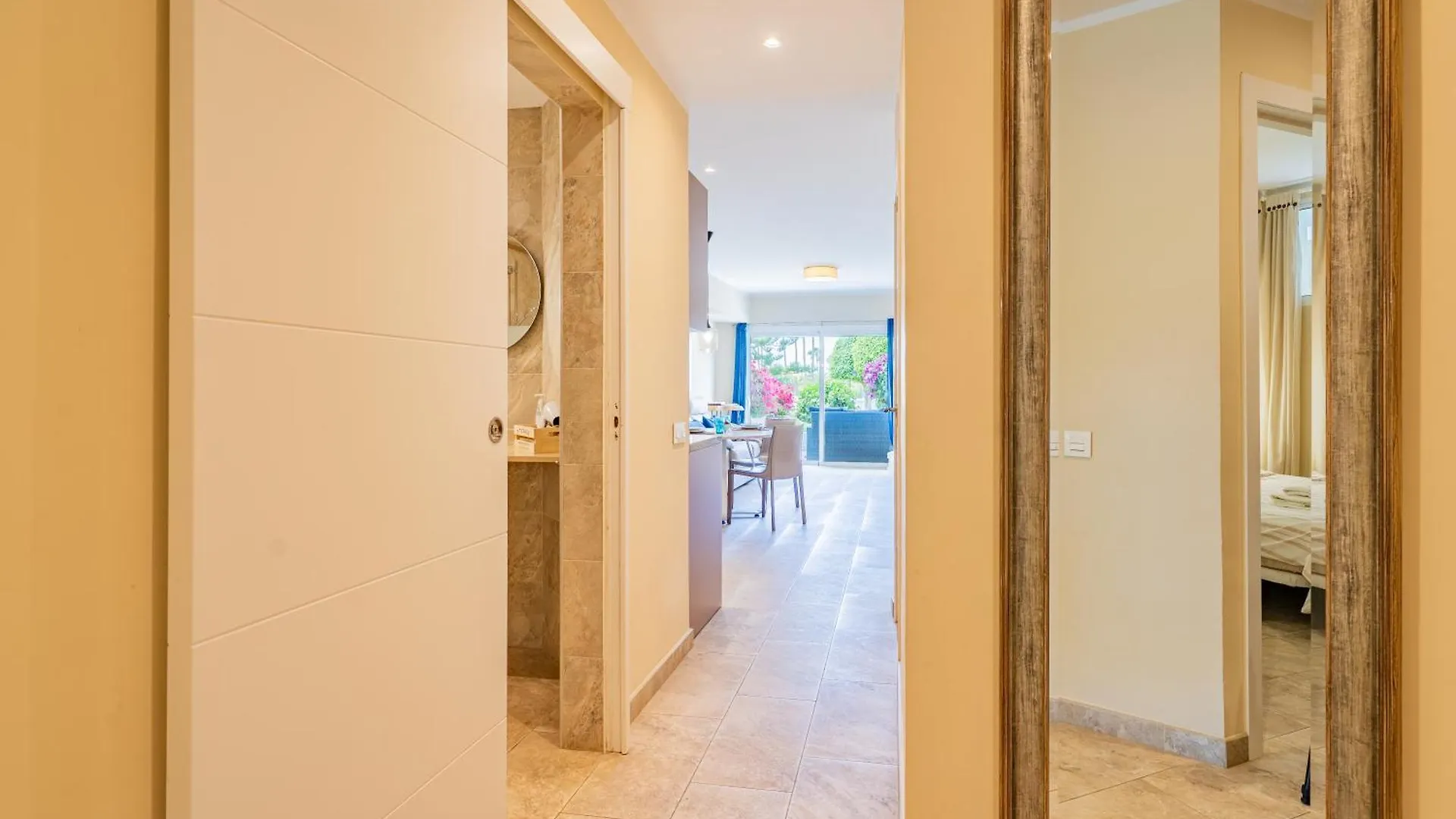 Luxury Apartment On The Beach Costa Adeje  0*, Costa Adeje (Tenerife)